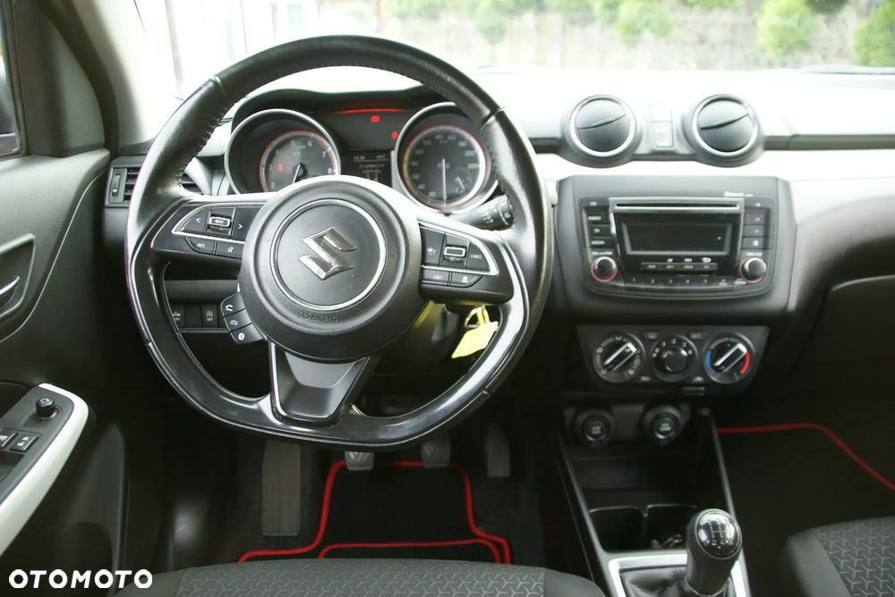 Suzuki Swift - 15