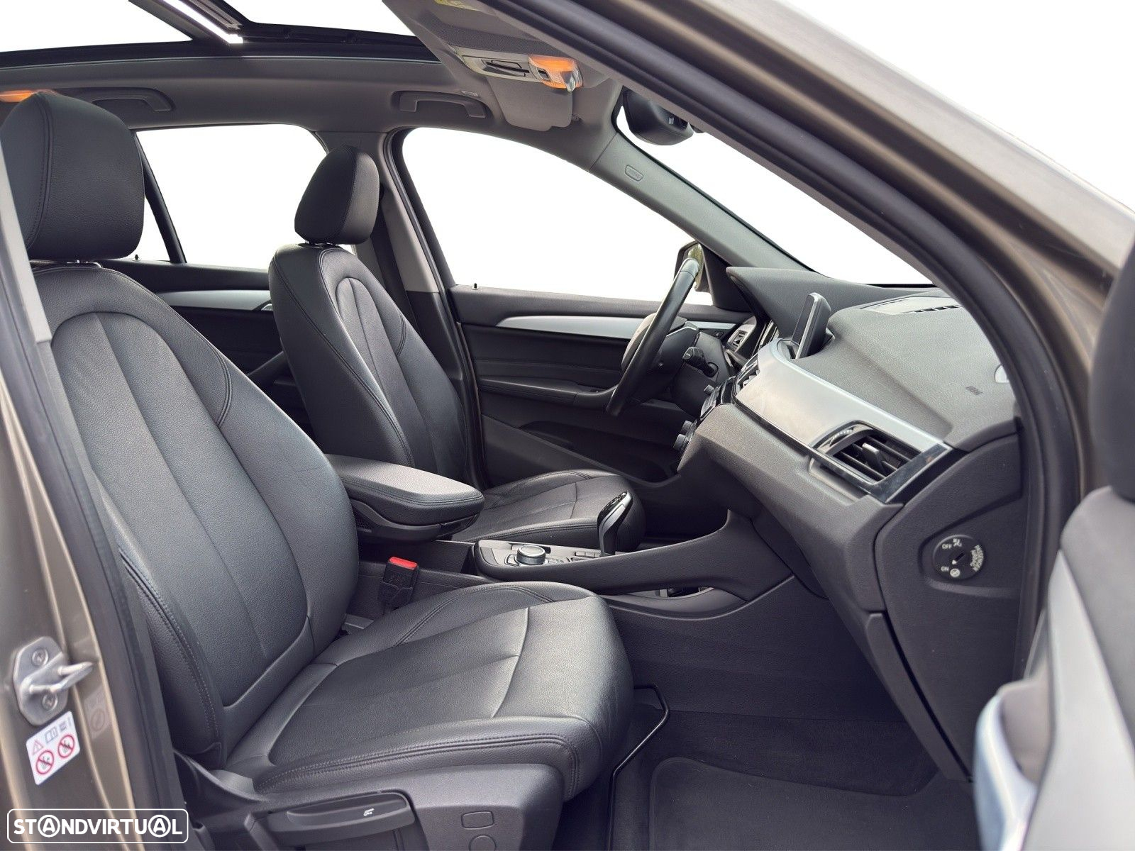BMW X1 16 d sDrive Advantage Auto - 13