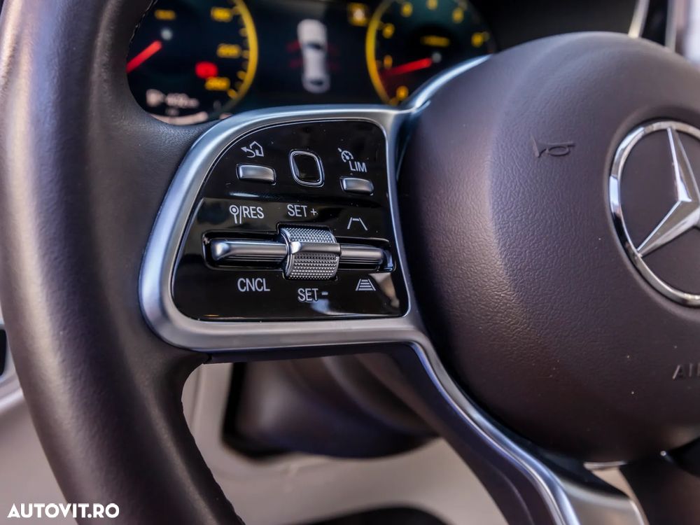 Mercedes-Benz GLC 300 4MATIC MHEV - 27