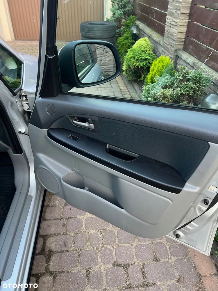 Suzuki SX4 1.5 - 21