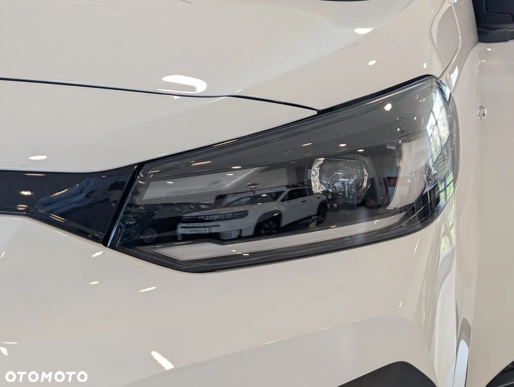 Fiat Scudo Furgon XL Diesel 2.2 180 KM Automat - 30