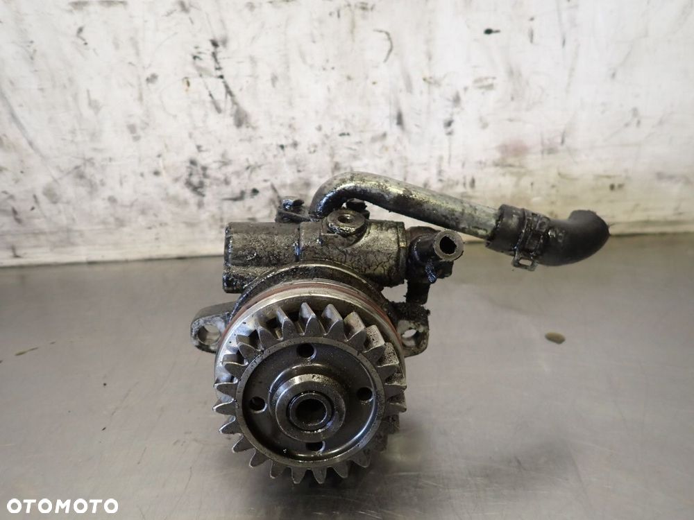 POMPA WSPOMAGANIA VOLKSWAGEN T5 - 4