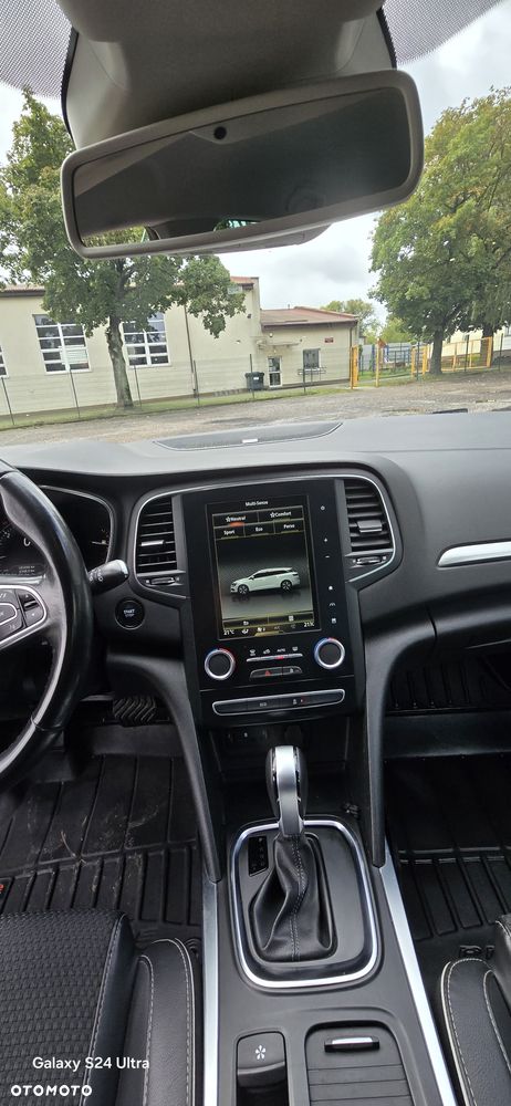 Renault Megane 1.5 dCi Bose EDC - 9