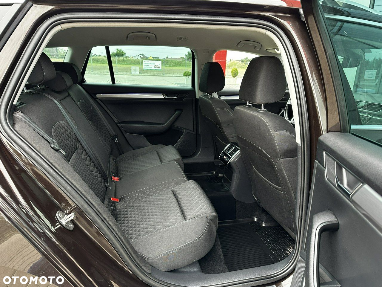 Skoda Superb 1.8 TSI Style - 16