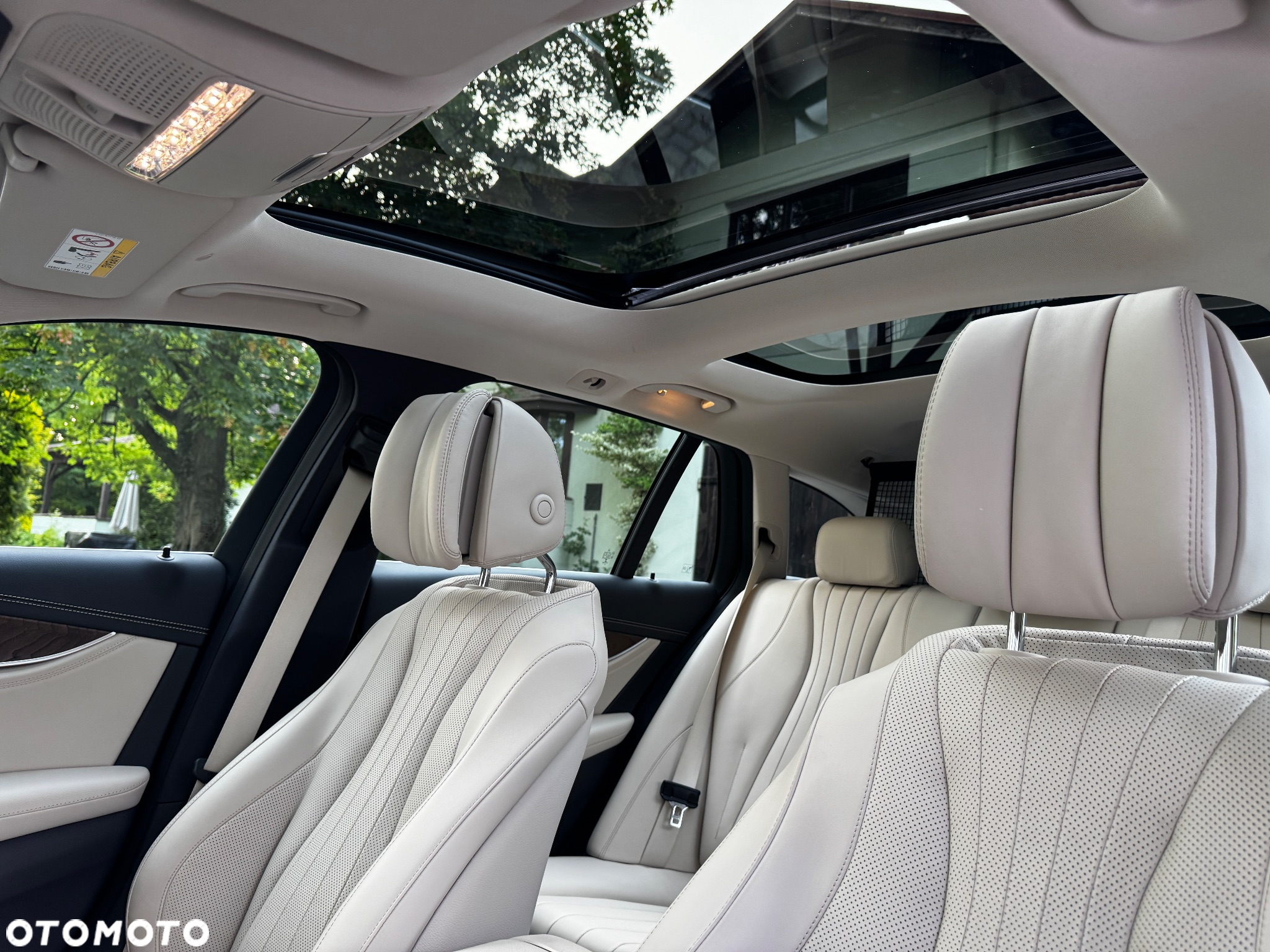 Mercedes-Benz Klasa E 300 de 4Matic T 9G-TRONIC Avantgarde - 30