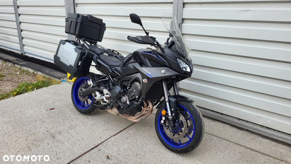 Yamaha MT - 2