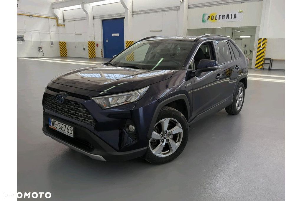 Toyota RAV4 - 1