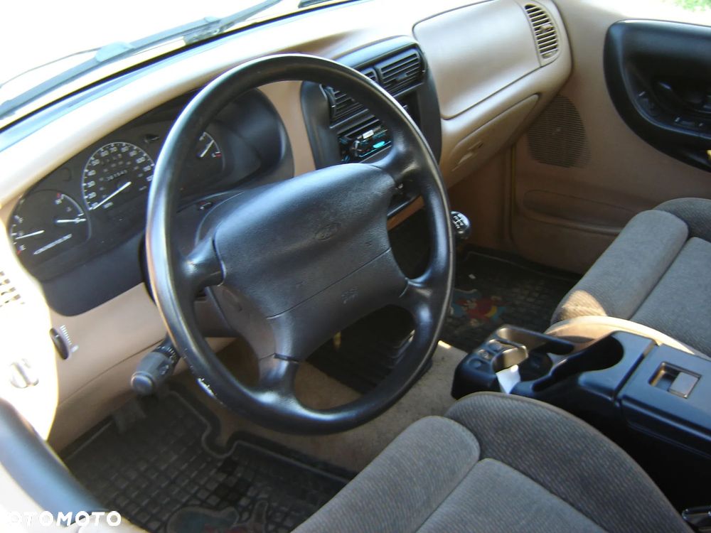 Ford Ranger - 4