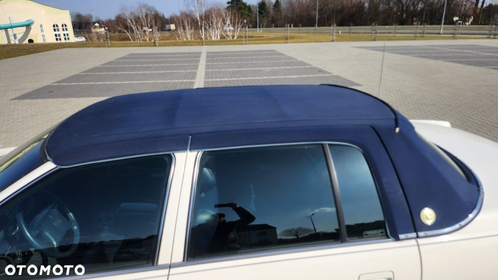 Cadillac Deville 4.6 Concours - 19