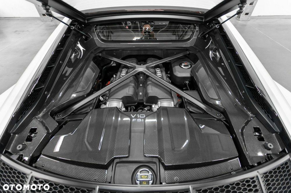 Audi R8 Coupé V10 RWD GT - 27