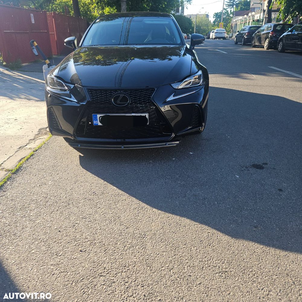 Lexus Seria IS 300h Executive Plus - 15