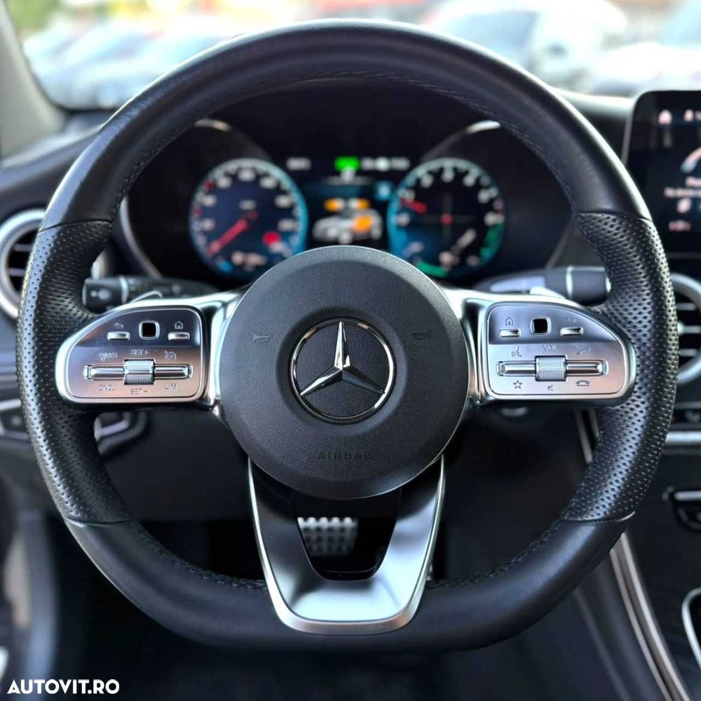 Mercedes-Benz GLC - 25