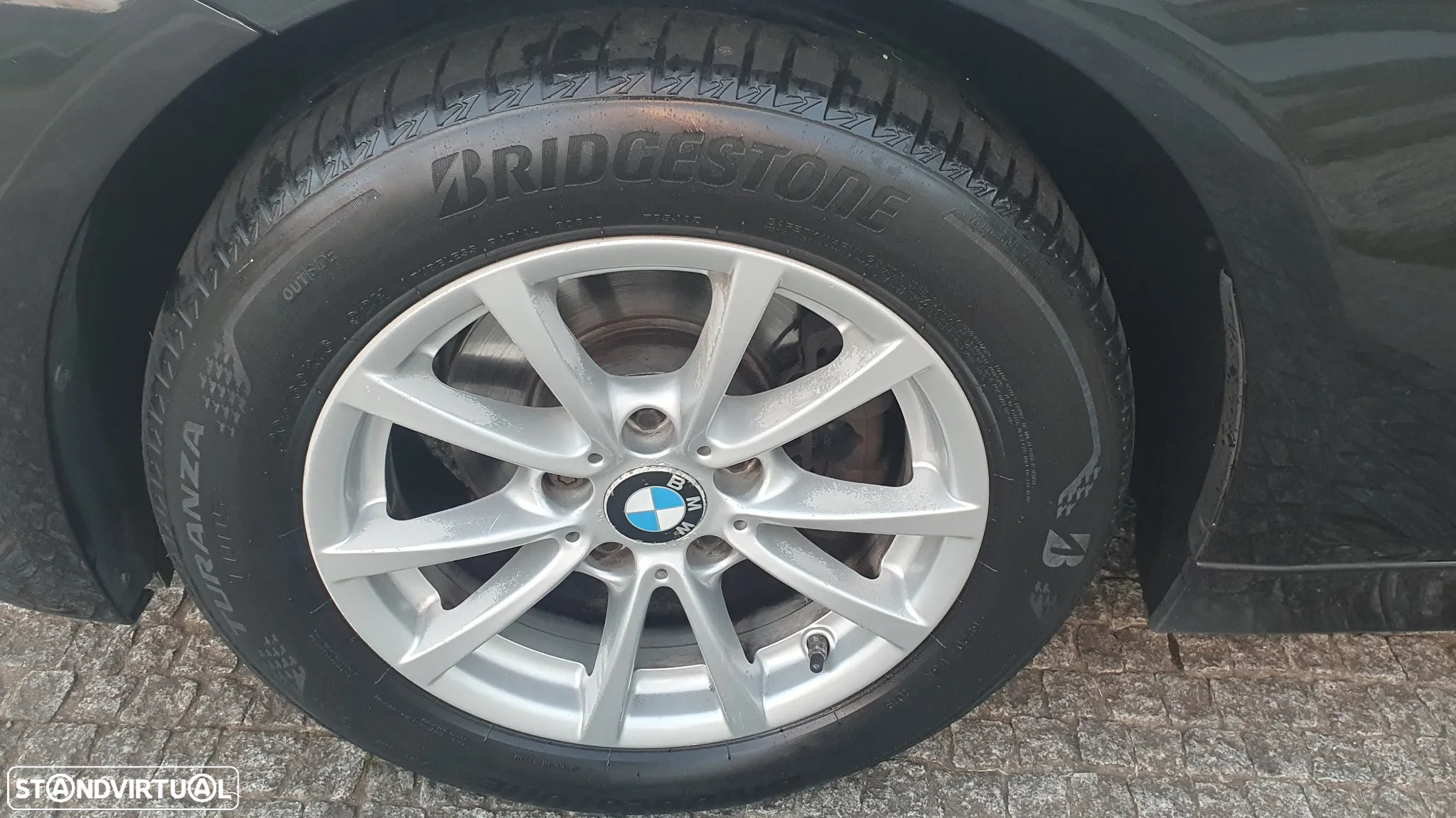 BMW 318 d Line Luxury - 27