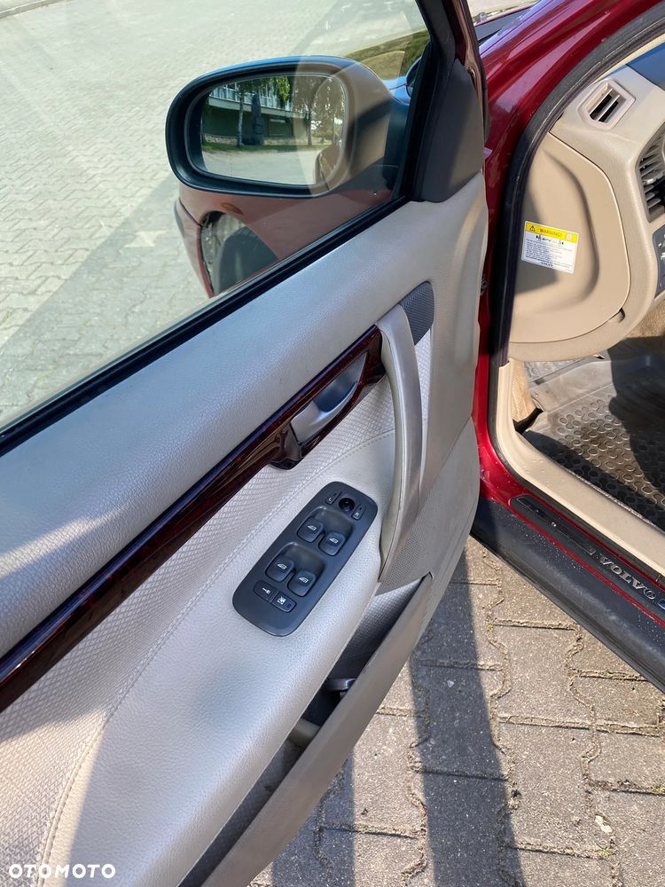 Volvo S60 2.4 Comfort - 9