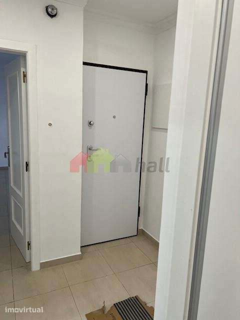 Apartamento T2 com 2 varandas e garagem box - Grande imagem: 4/6