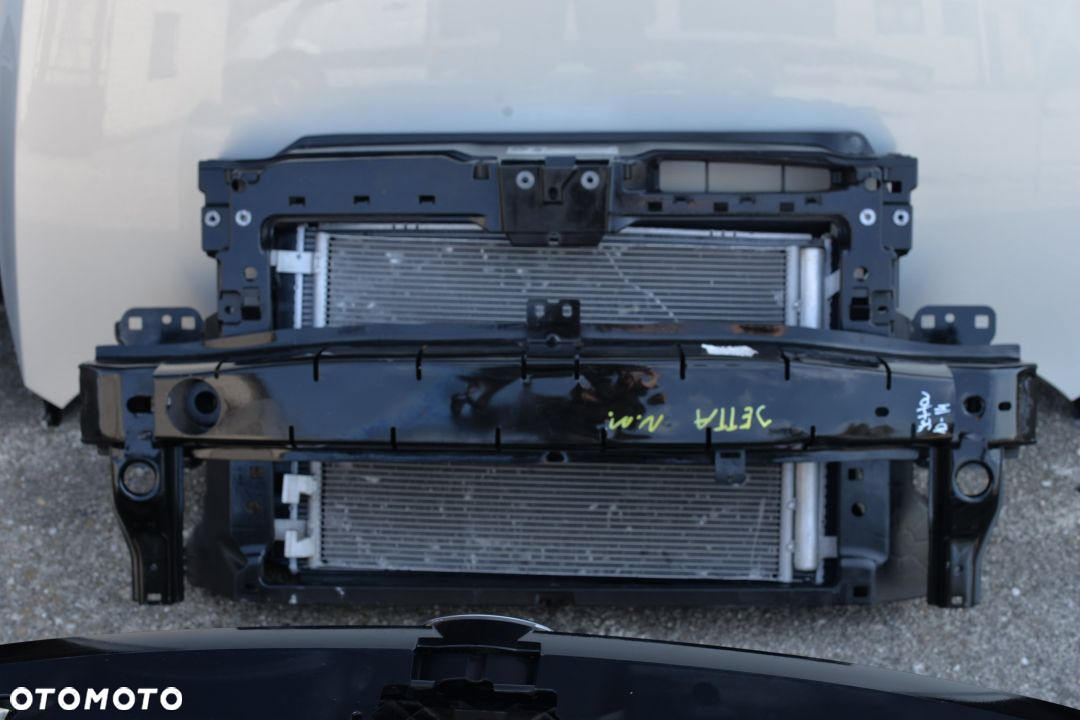 MASKA BŁOTNIK LAMPA ZDERZAK PAS BELKA VW JETTA 10- - 13