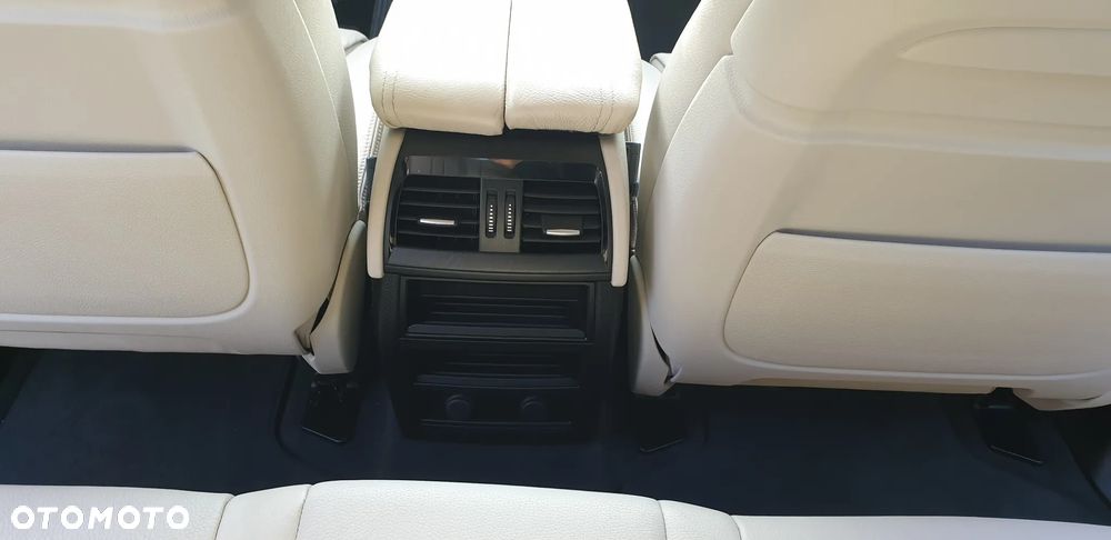 BMW X5 xDrive25d - 18