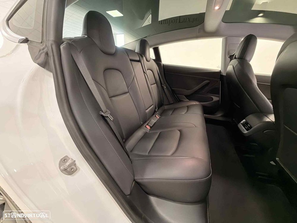 Tesla Model 3 RWD - 13