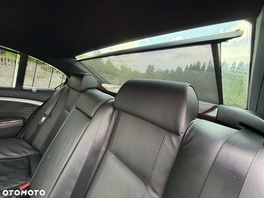 BMW Seria 7 730d - 30