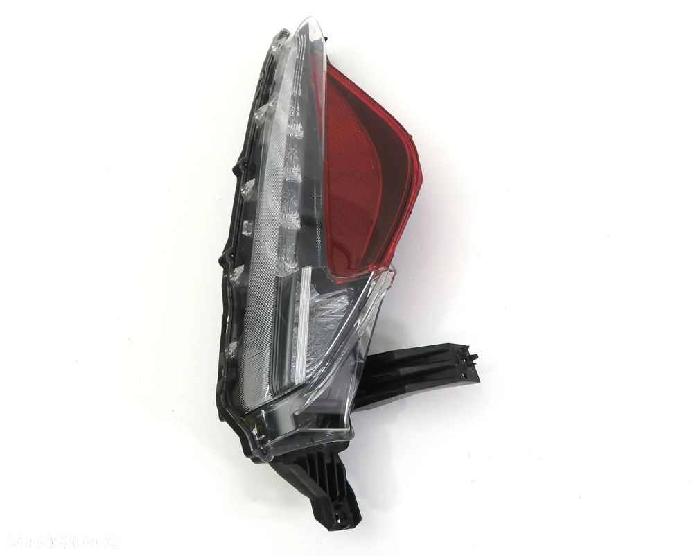 TOYOTA PRIUS 4 IV PRIME 2019 - 2022 lampa tył kierunkowskaz LED zderzak OE - 8