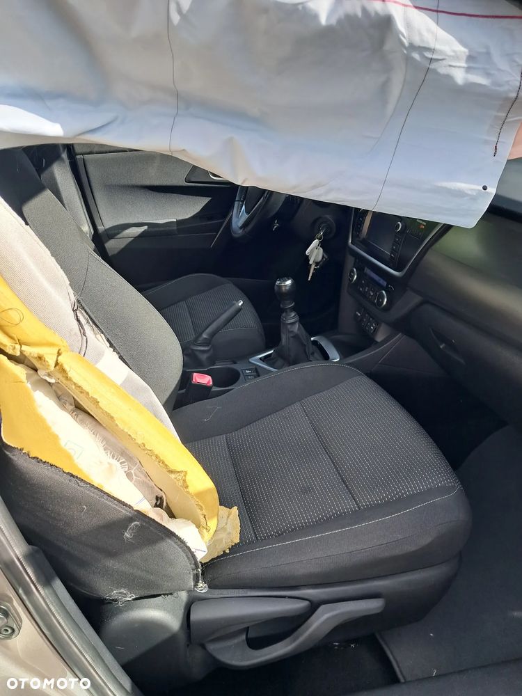 Toyota Auris - 19
