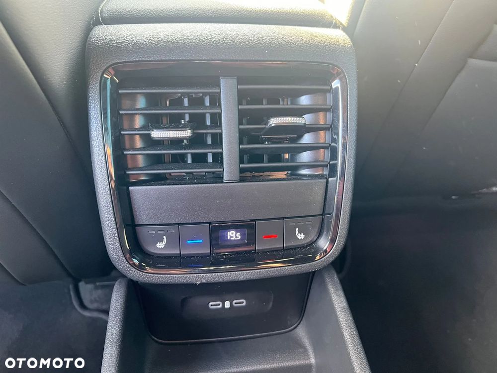 Skoda Octavia 2.0 TDI Sportline DSG - 18