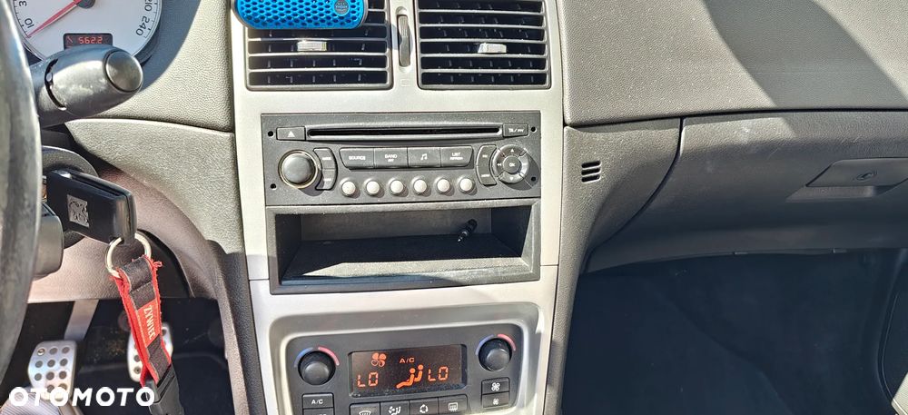 Peugeot 307 CC 1.6 Intense - 17