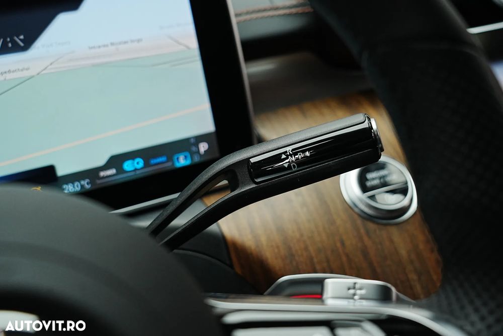 Mercedes-Benz C 200 4Matic 9G-TRONIC AMG Line - 30