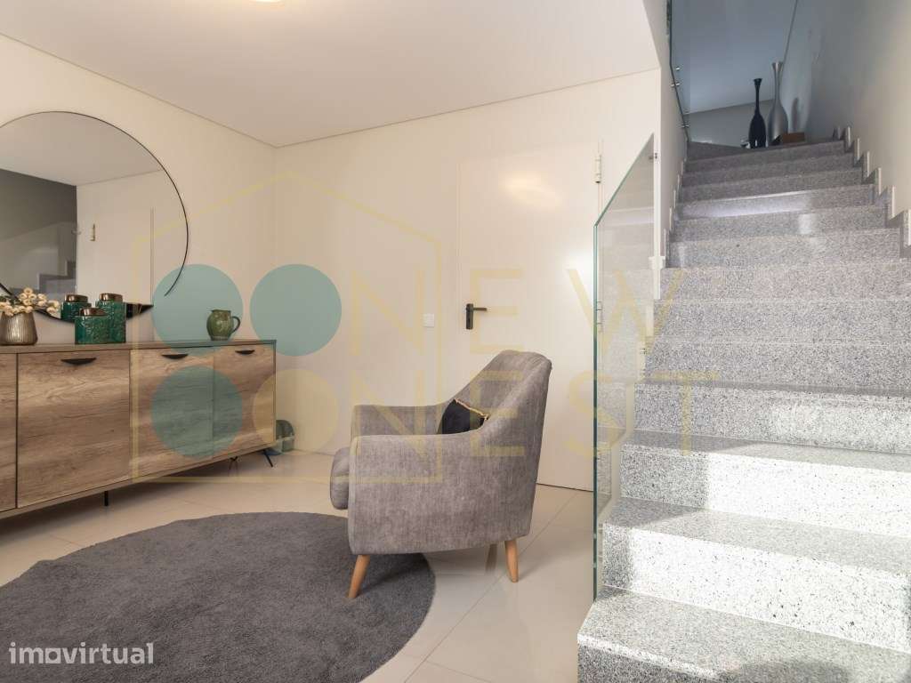 Moradia T4 com piscina e garagem nas Manteigadas | Setúbal - Grande imagem: 2/55