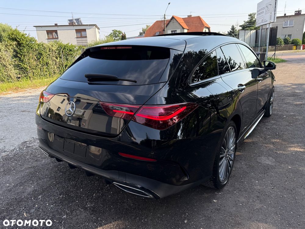 Mercedes-Benz CLA 250 e 8G-DCT AMG Line - 10