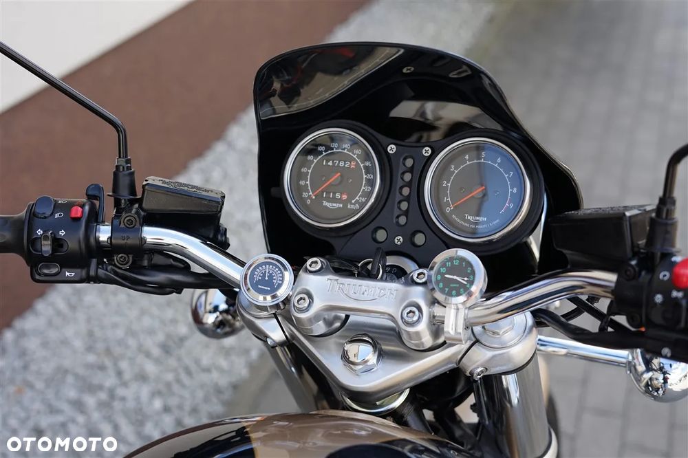 Triumph Thunderbird - 18