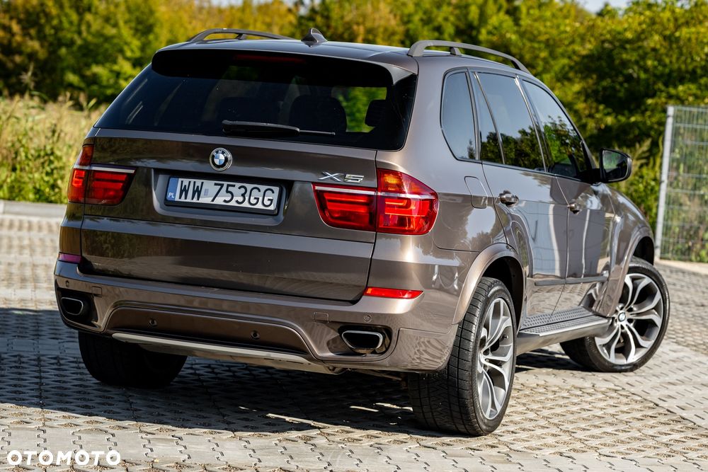 BMW X5 xDrive50i M Sport Edition - 7