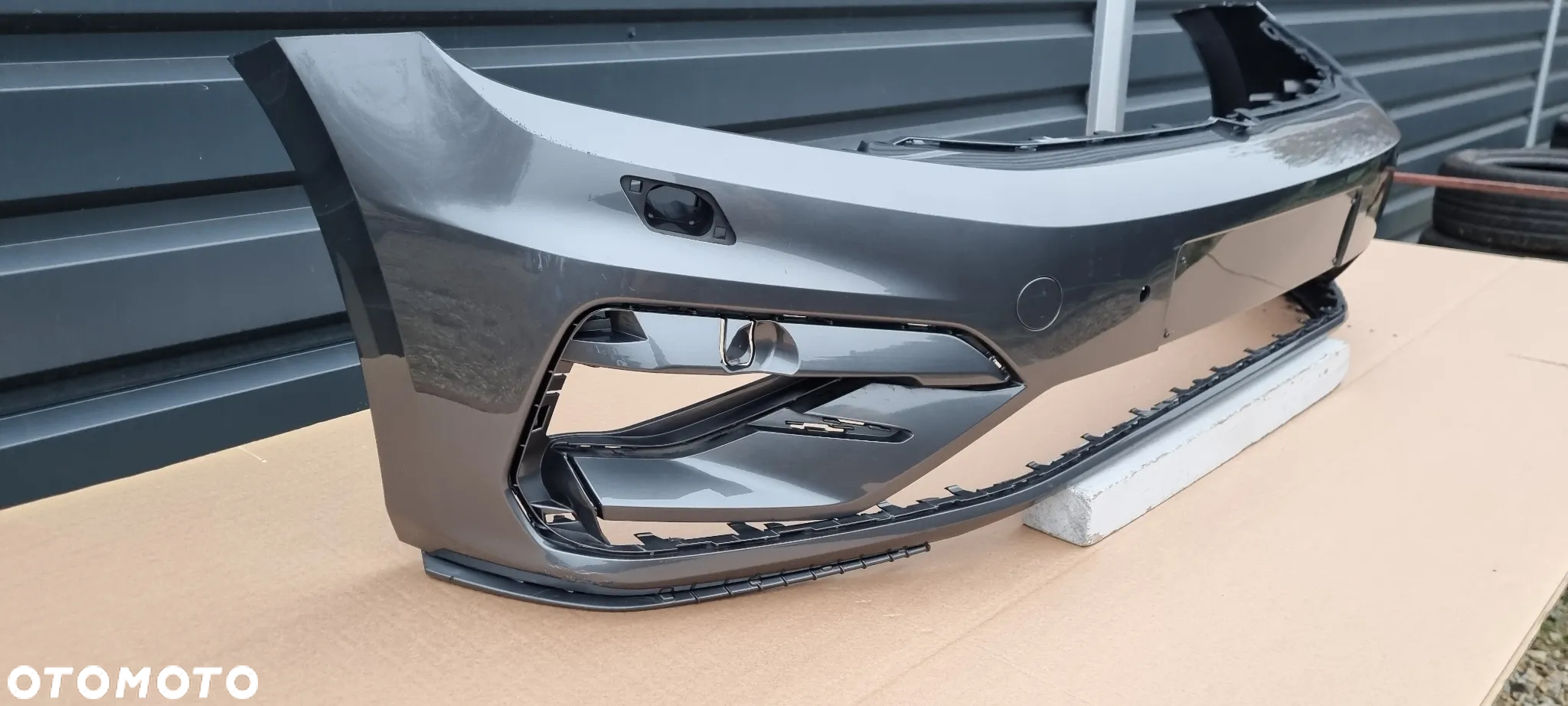 VW Touran II 5TA R-Line 2015- zderzak przód oryginał ME297 - 6