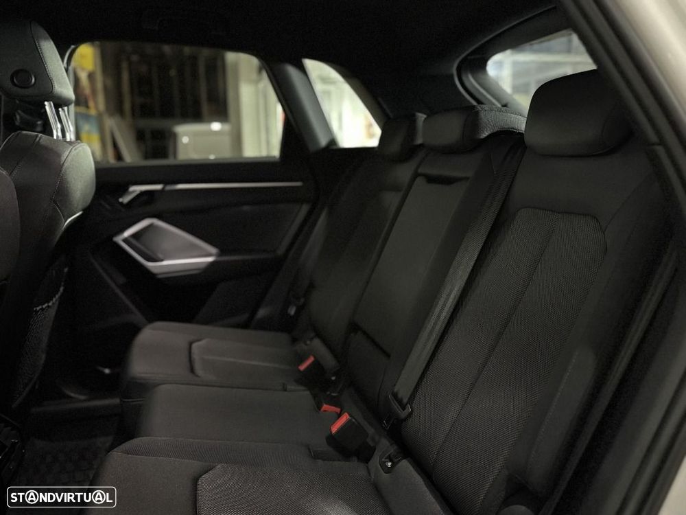 Audi Q3 35 TFSI Advanced S tronic - 10