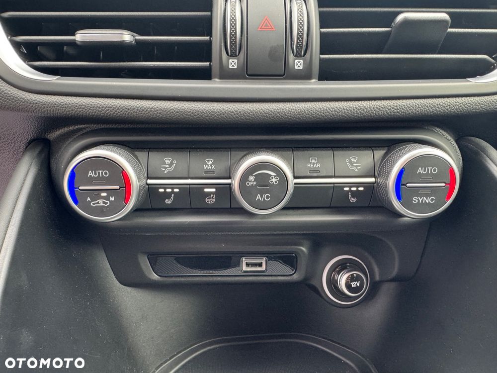 Alfa Romeo Giulia 2.0 Turbo Veloce Q4 - 39