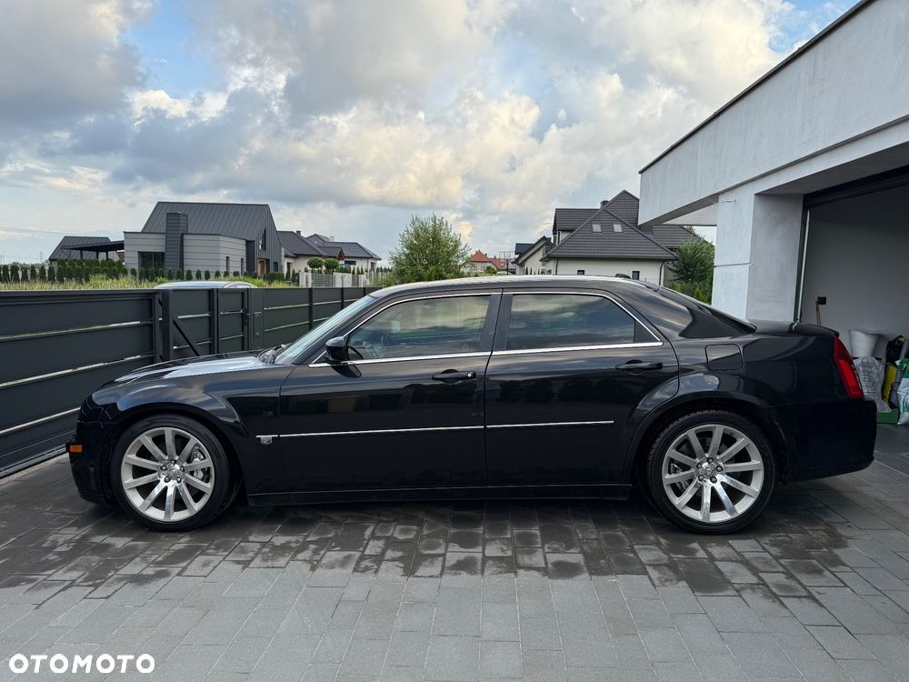 Chrysler 300C 6.1 V8 Hemi SRT8 - 3