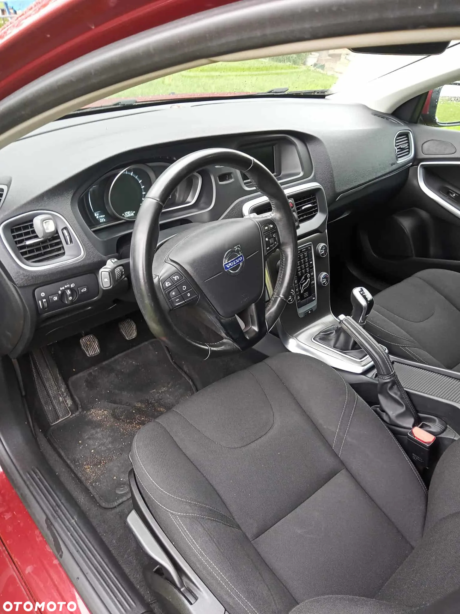 Volvo V40 T2 - 10