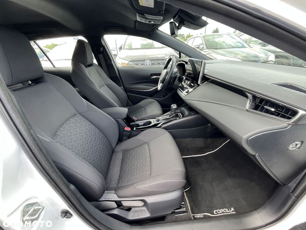 Toyota Corolla 2.0 Hybrid Comfort - 27