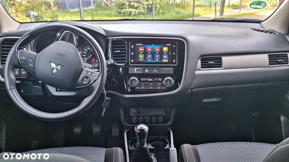 Mitsubishi Outlander 2.0 2WD Diamant Edition - 12