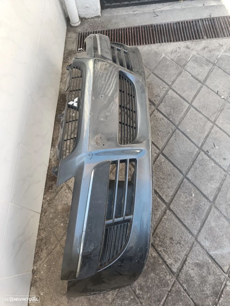 Para choques Mitsubishi space star 2004 - 4
