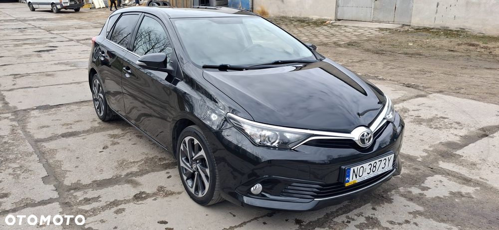 Toyota Auris 1.2 T Prestige - 1