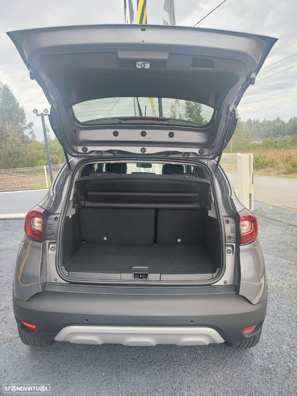 Renault Captur 0.9 TCE Exclusive - 32