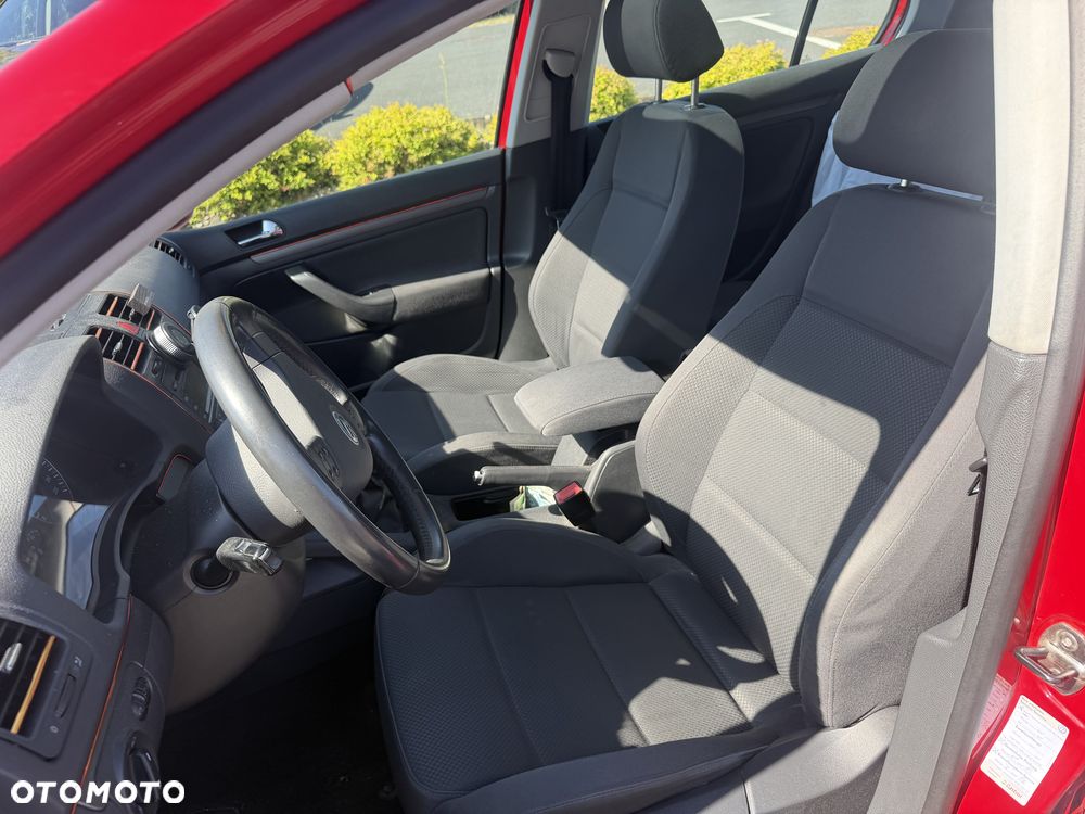Volkswagen Golf 1.4 FSI Comfortline - 14