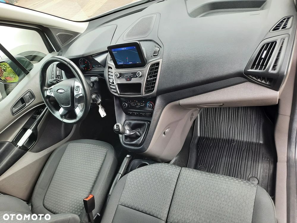 Ford Transit Connect  L2 Długi 3 osobowy - 17