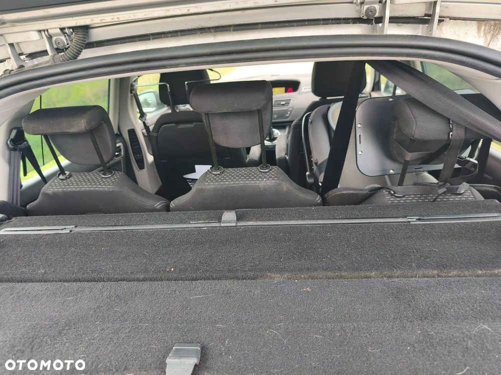 Citroën C4 Picasso - 6