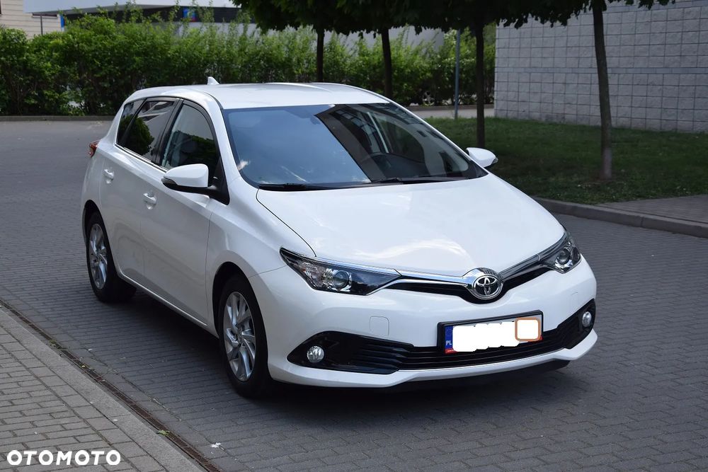 Toyota Auris 1.33 VVT-i Premium - 2