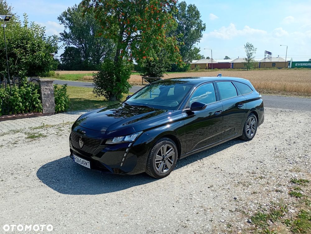 Peugeot 308 - 1