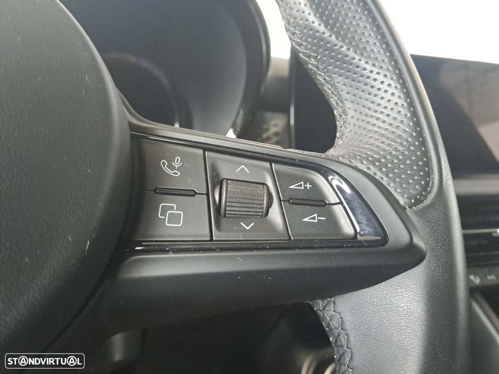 Alfa Romeo Tonale 1.5 Hybrid Sprint - 17