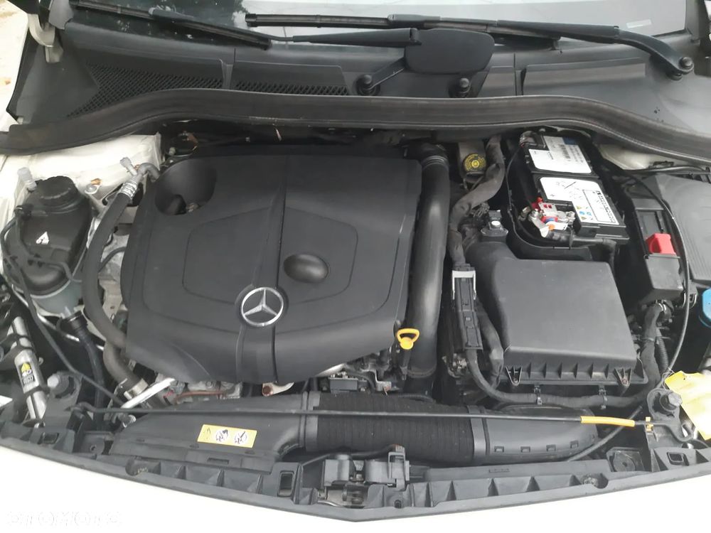 Mercedes-Benz Klasa B 220 CDI - 23