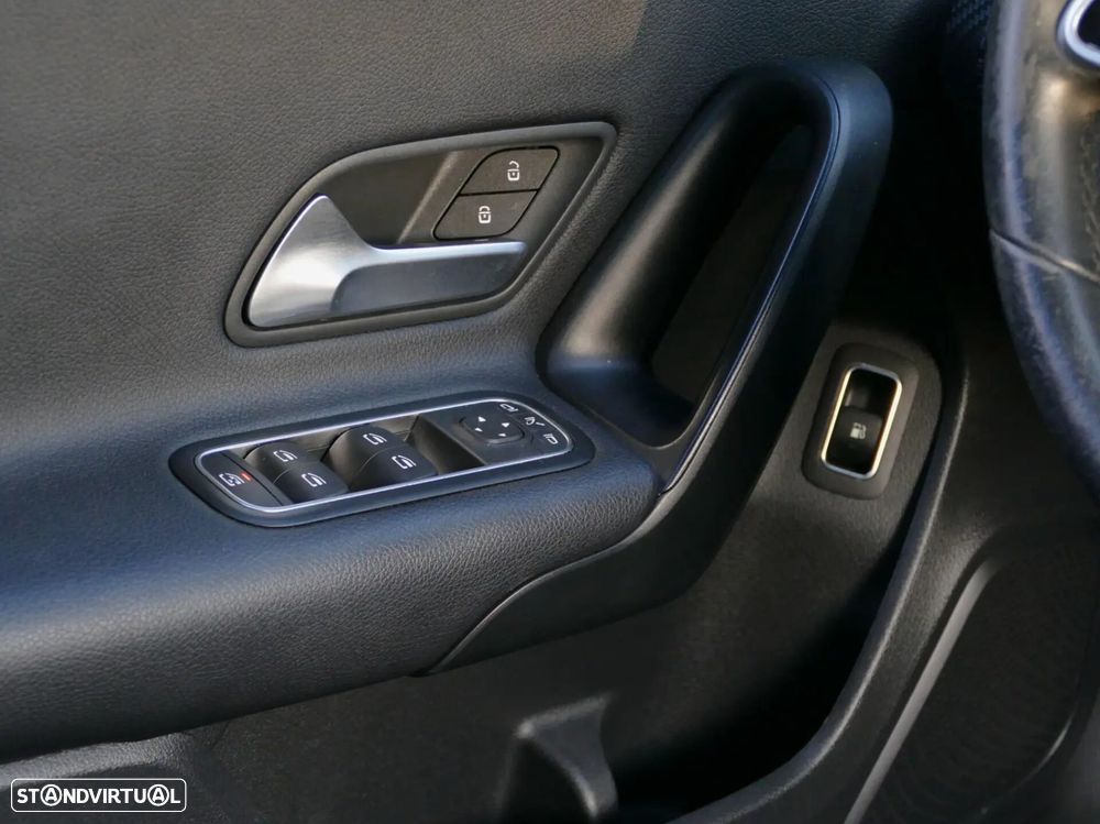 Mercedes-Benz A 250 e Style Plus - 34